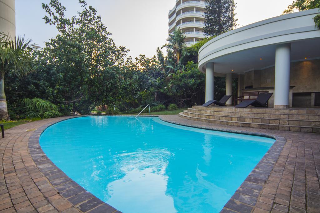 100m² 2 slaapkamer, 2 privé badkamer Appartement in Umhlanga Durban Buitenkant foto