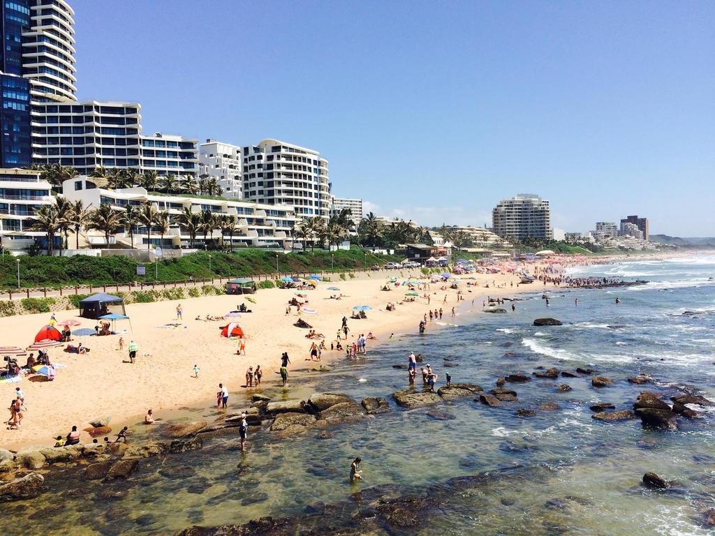 100m² 2 slaapkamer, 2 privé badkamer Appartement in Umhlanga Durban Buitenkant foto