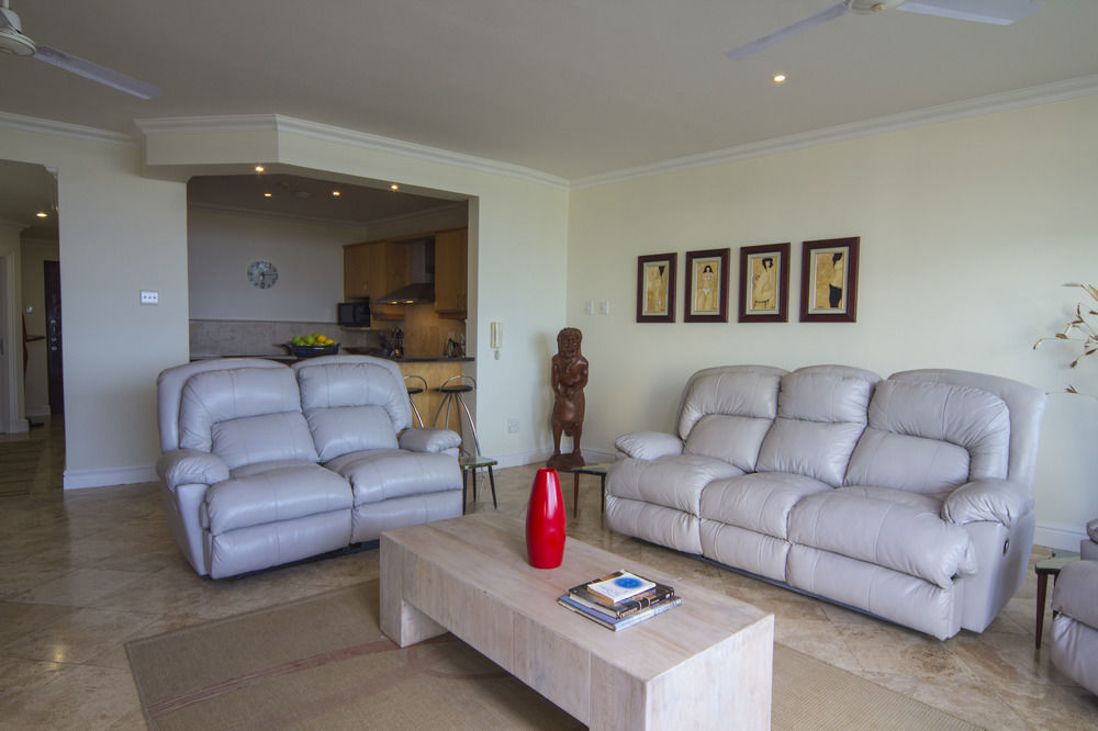 100m² 2 slaapkamer, 2 privé badkamer Appartement in Umhlanga Durban Buitenkant foto